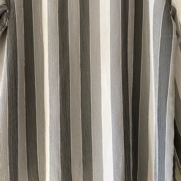 Monochrome Stripe Shirt - Picture 7 of 15